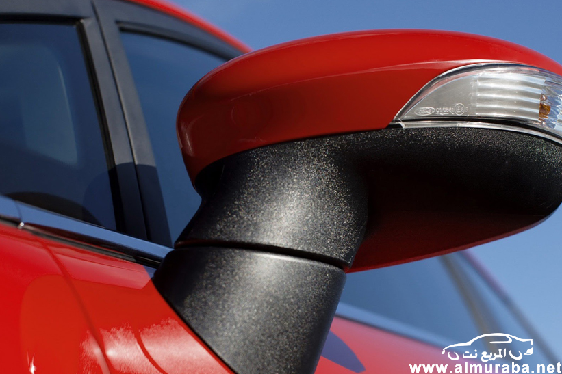 فورد فيستا 2014 السيارة الاكثر توفيراً للوقود تنطلق من معرض لوس انجلوس بالصور Ford Fiesta 2014 19
